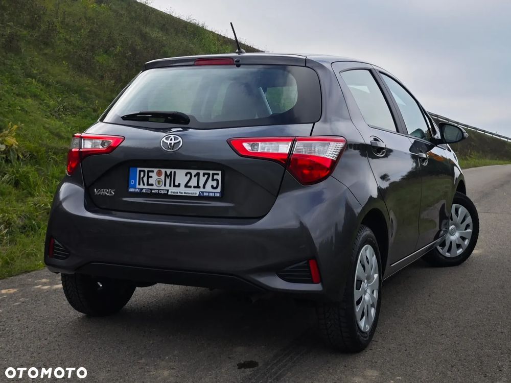 Toyota Yaris 1.5 Premium - 19