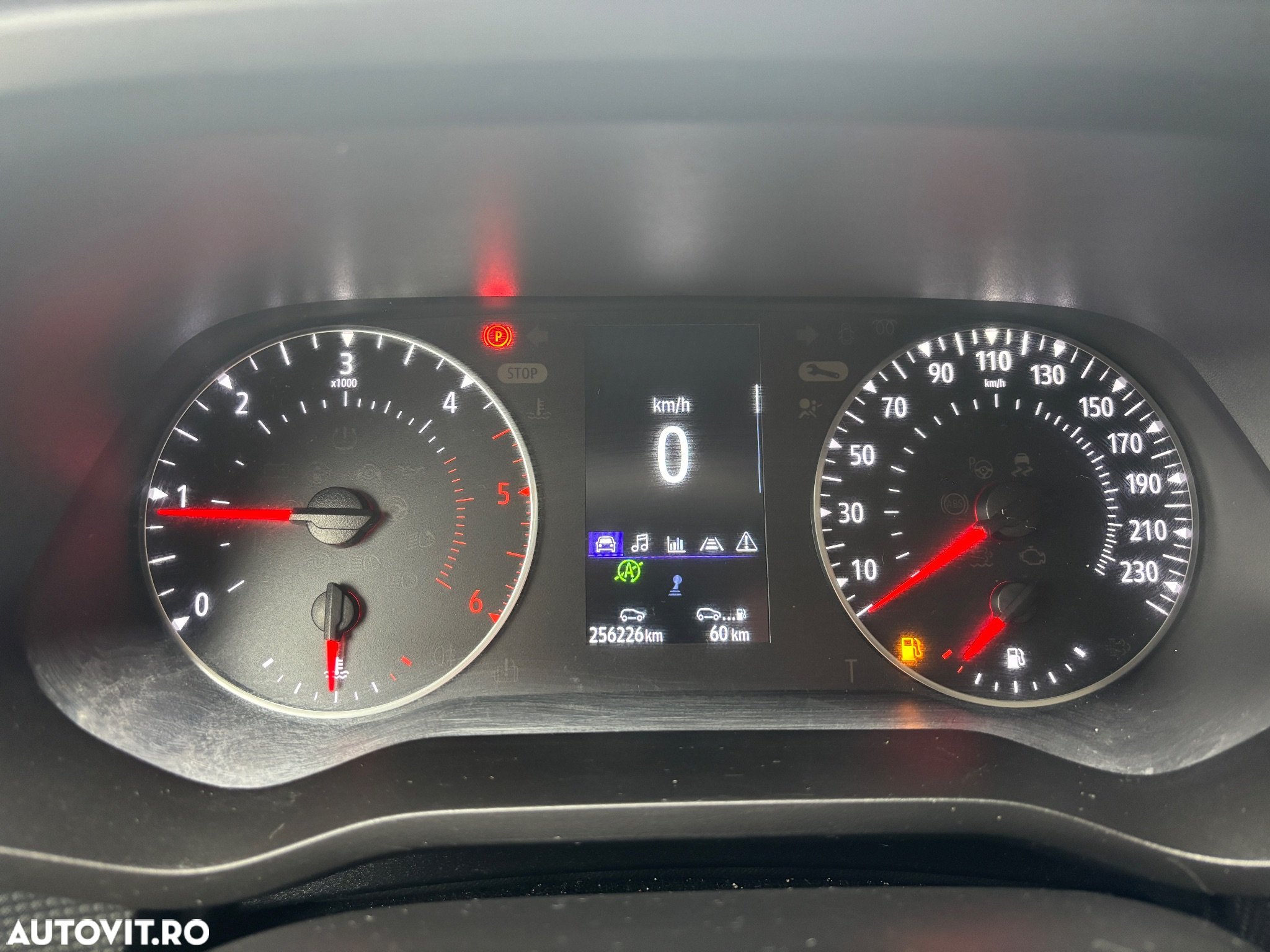 Renault TRAFIC - 17