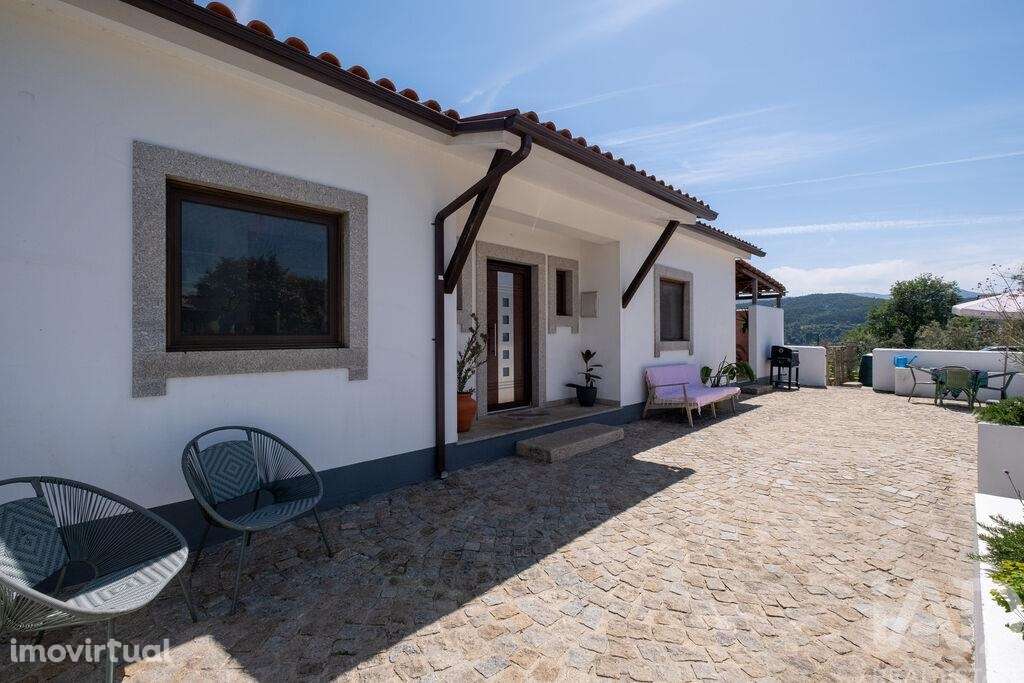 Casa / Villa T5 em Côja e Barril de Alva de 228 m2 - Grande imagem: 2/36