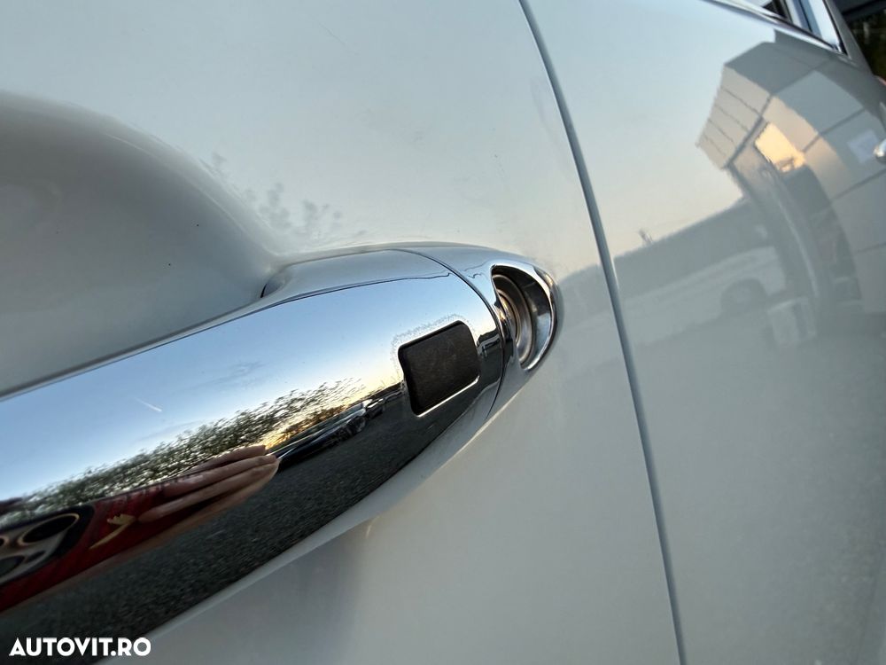 Kia Sportage 2.0 CRDI 184 AWD Aut. Platinum Edition - 25