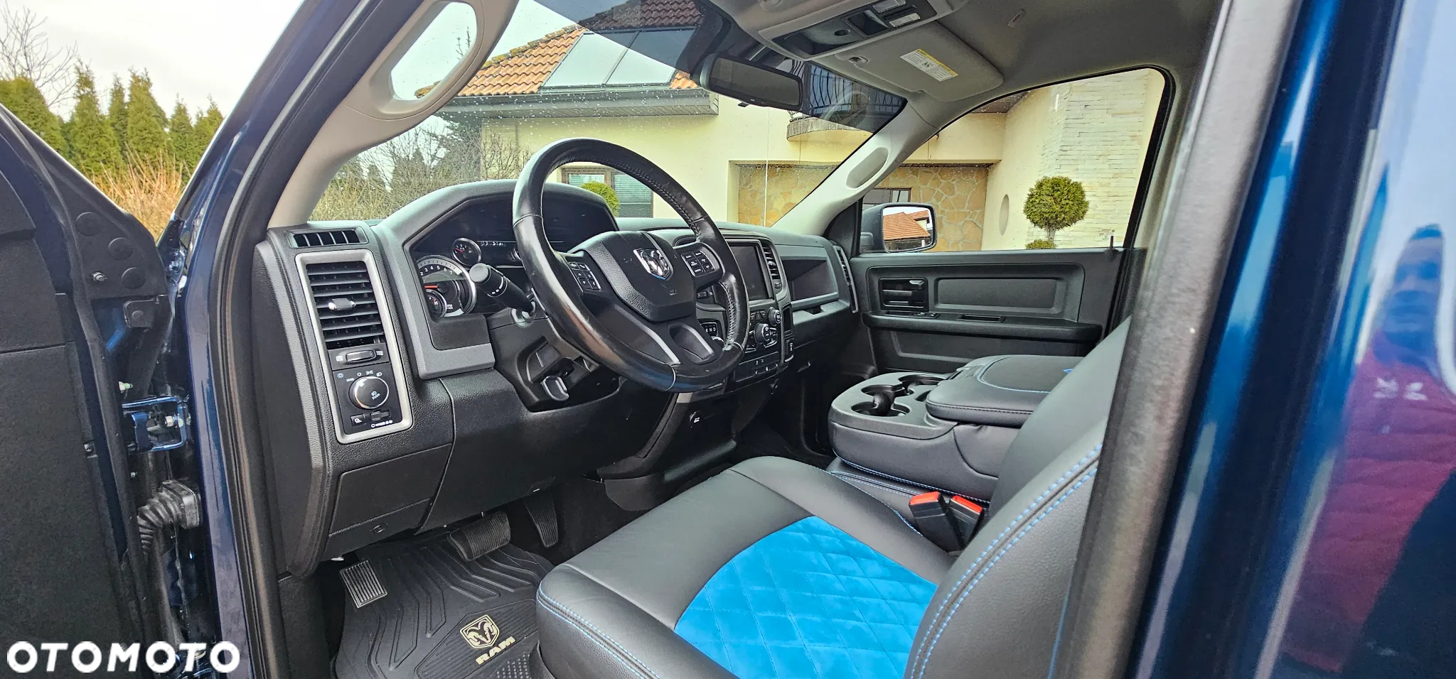 RAM 1500 - 25