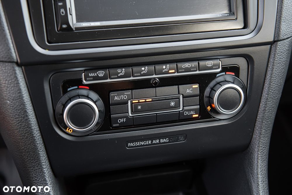 Volkswagen Golf - 20