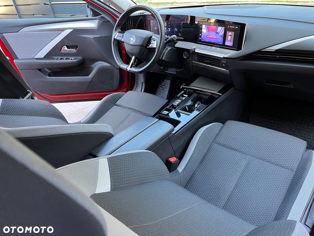 Opel Astra 1.2 T GS Line S&S - 23