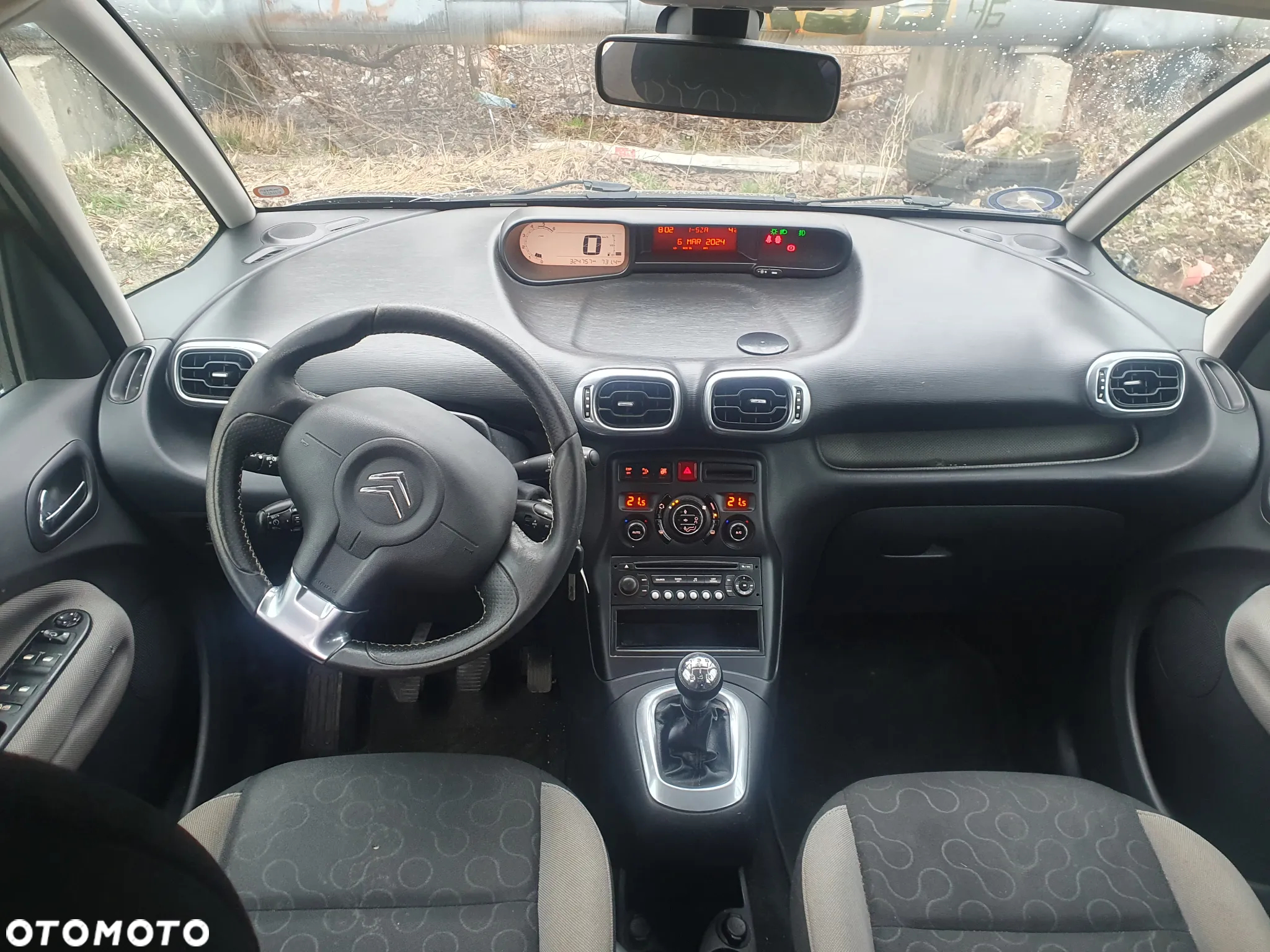 Citroën C3 Picasso 1.6 HDi Selection - 11