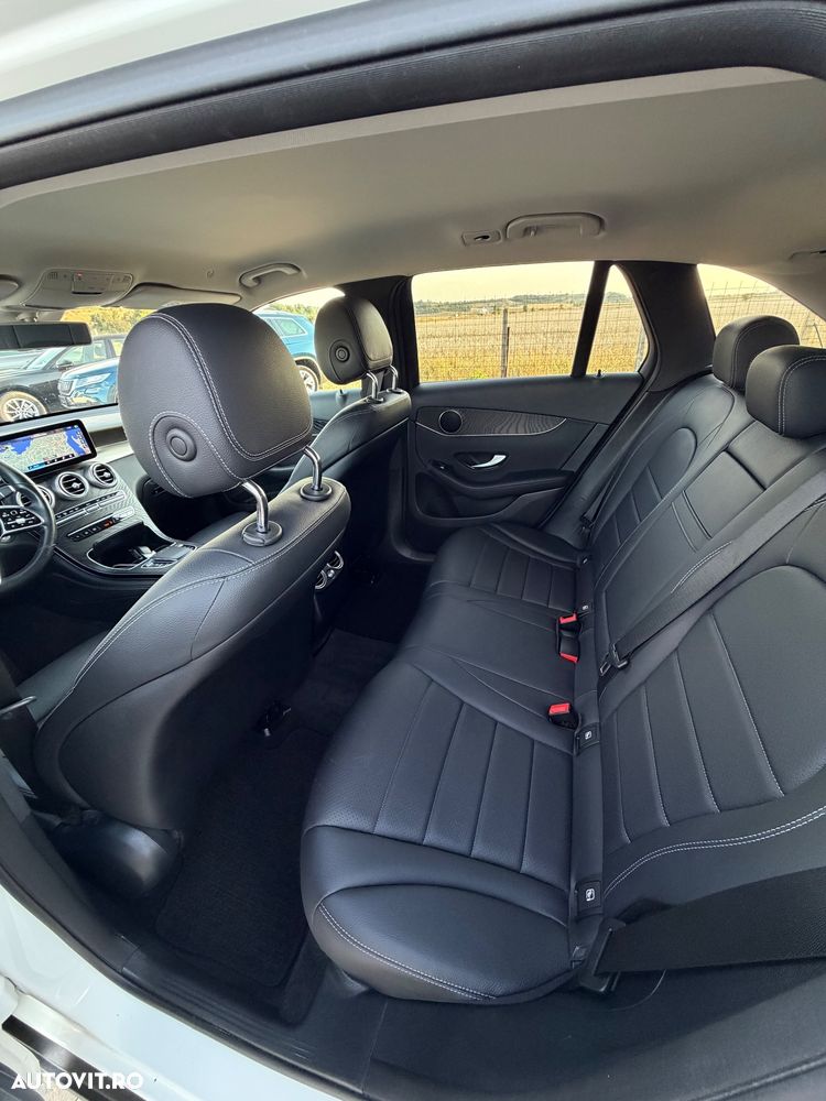 Mercedes-Benz GLC 200 4MATIC 9G-TRONIC - 22