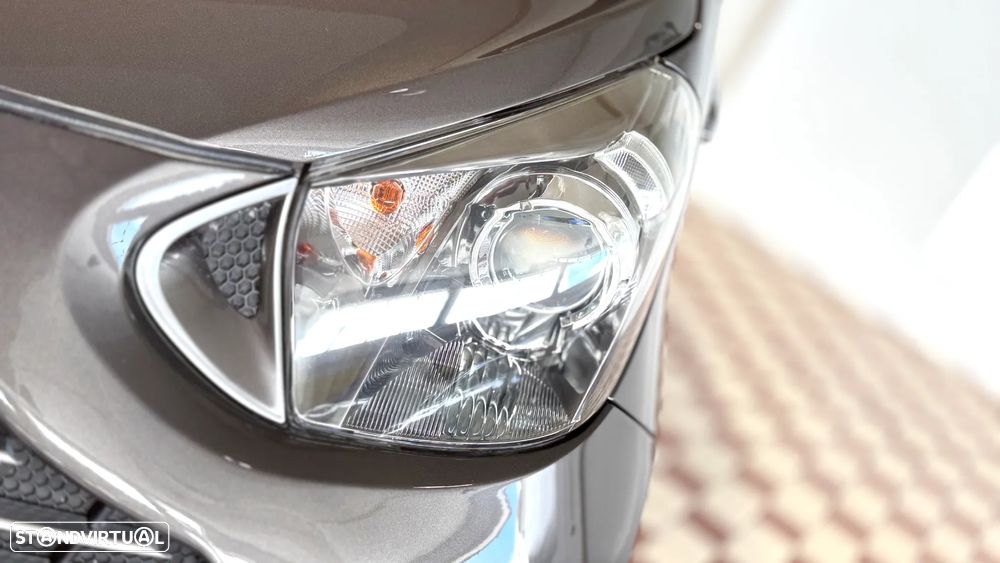 Aston Martin Cygnet - 7