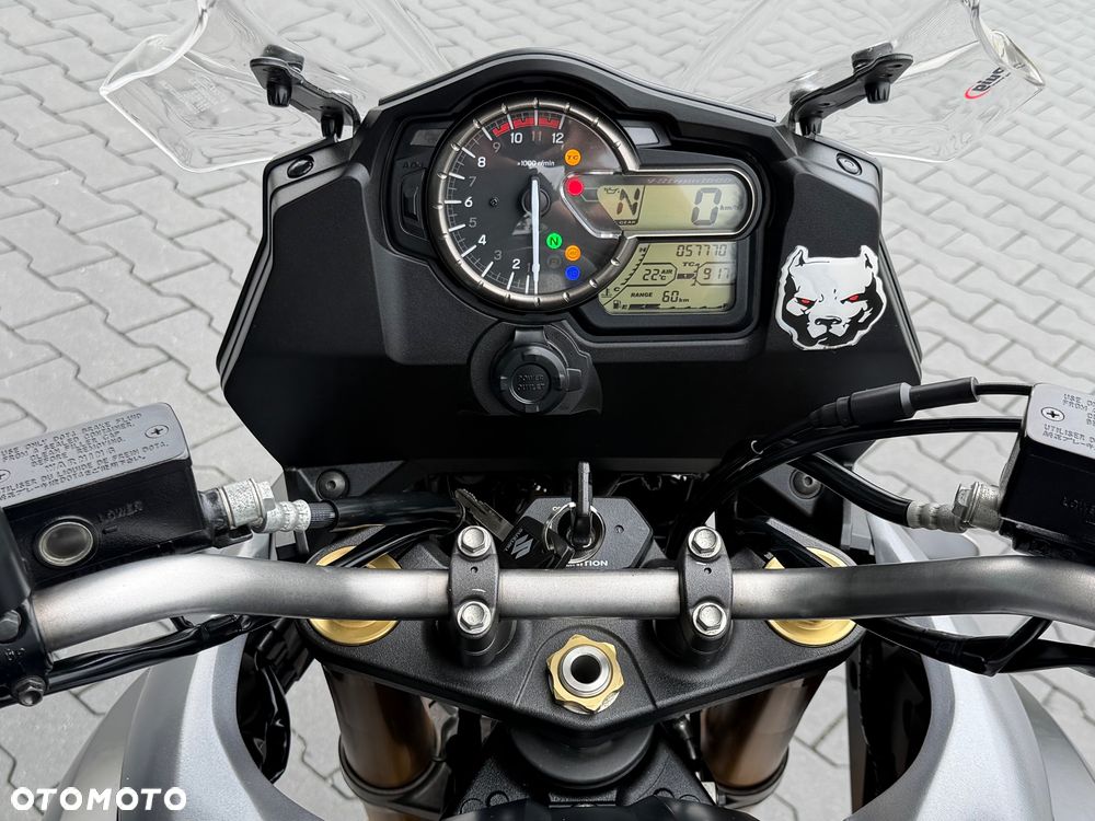 Suzuki V-STROM - 24