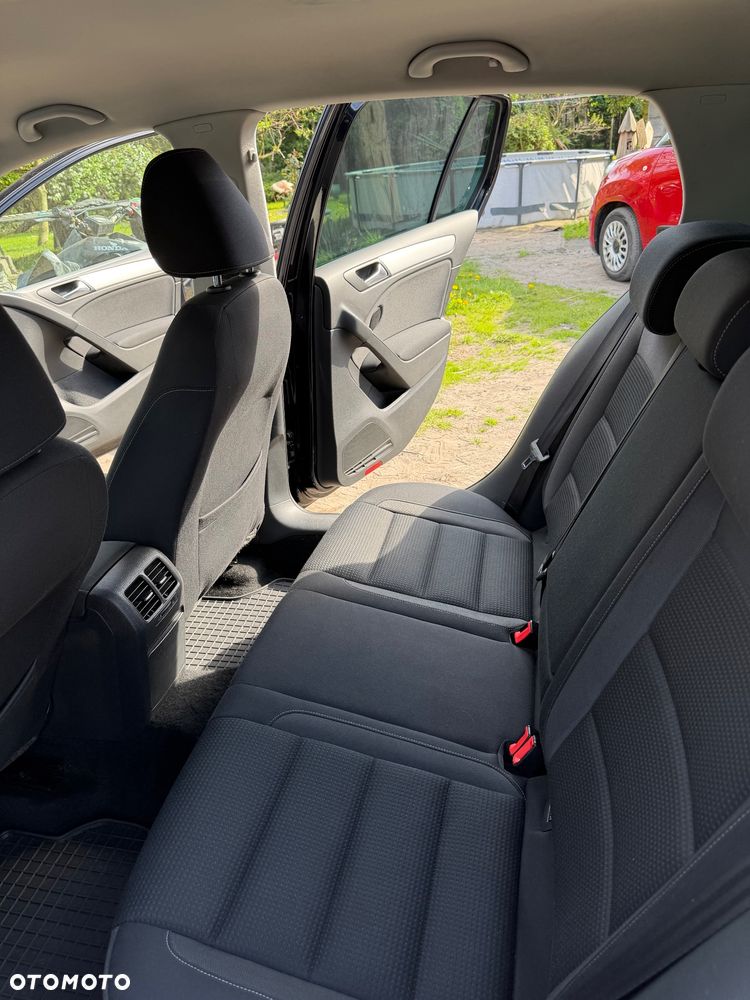 Volkswagen Golf 1.6 TDI Comfortline - 13