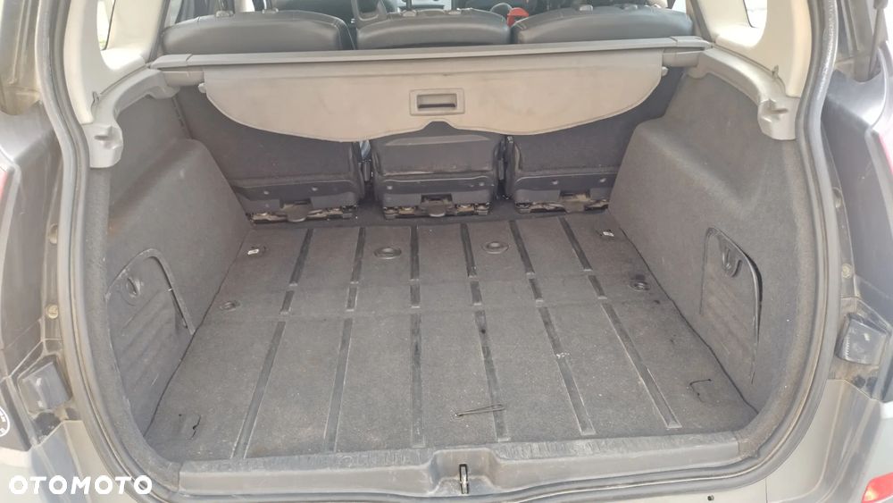 Renault Scenic - 18