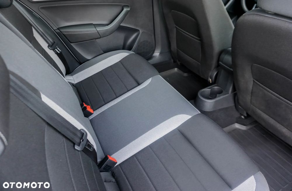 Skoda RAPID 1.0 TSI Ambition - 28