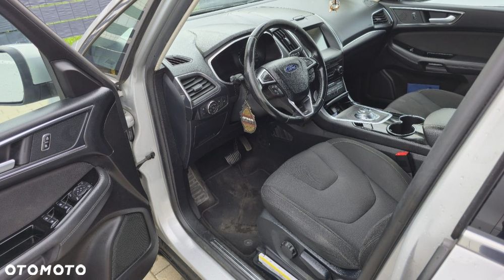 Ford S-Max - 8