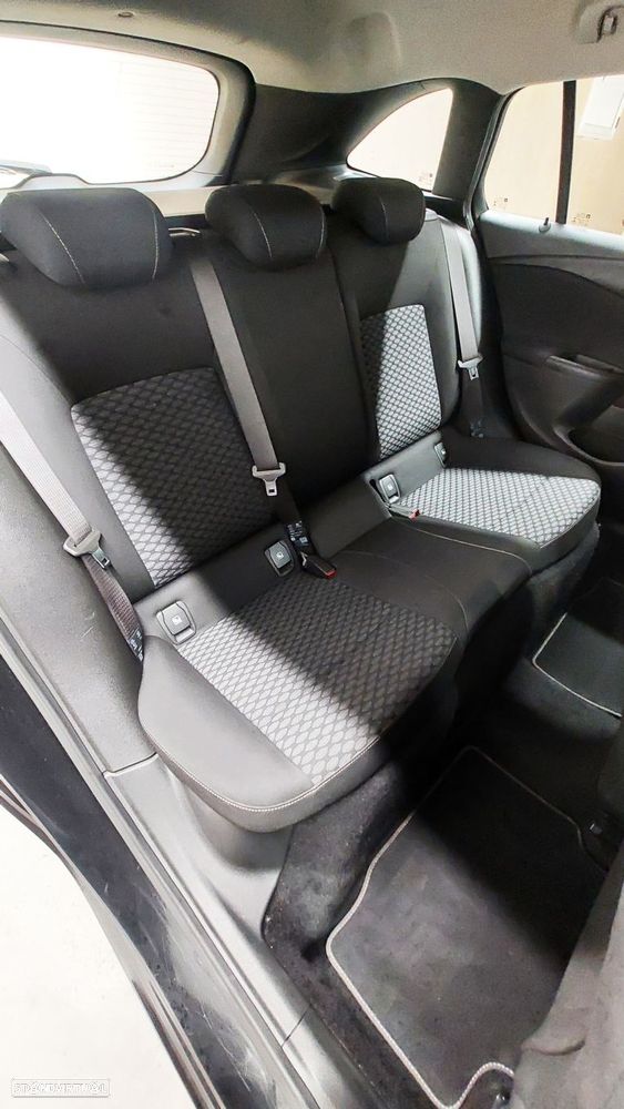 Opel Astra Sports Tourer 1.5 D Business Edition S/S - 11