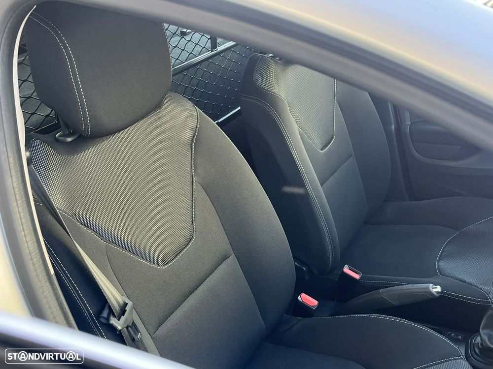 Renault Clio IV Van 1.5 dCi 75cv - 21