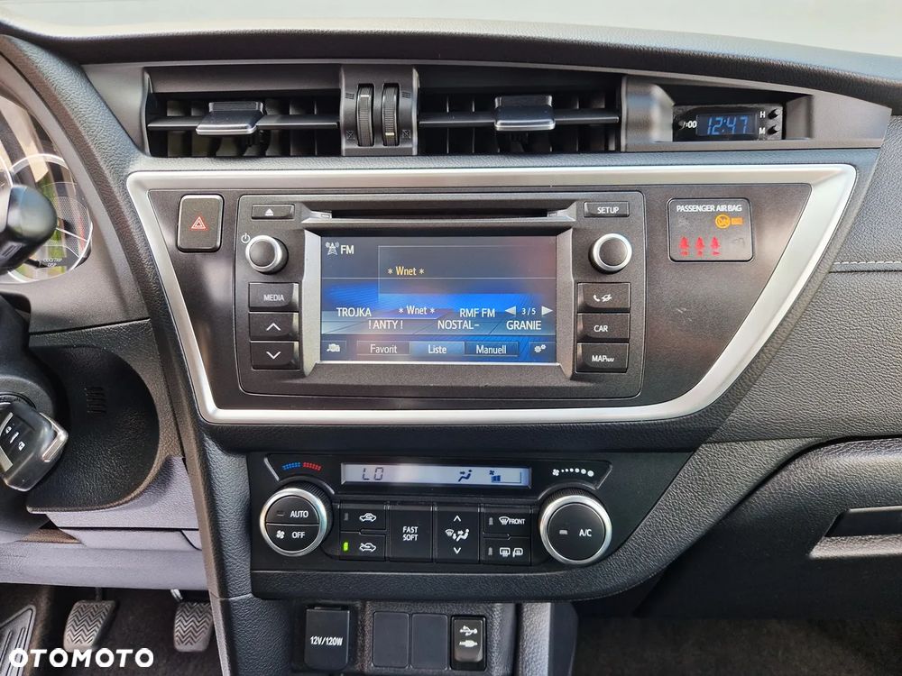 Toyota Auris 1.6 Valvematic Edition - 31