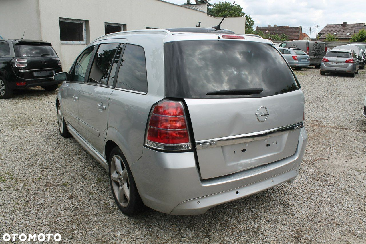 Opel Zafira - 5