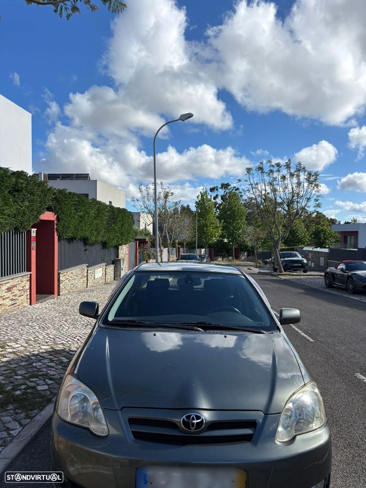 Toyota Corolla 2.0 D-4D Sol - 3