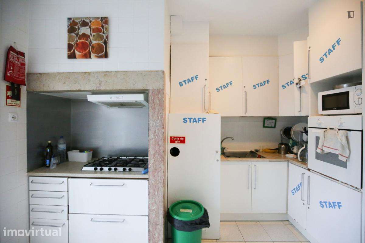 Quarto - localizado em Entrecampos Lisbon - Grande imagem: 4/42