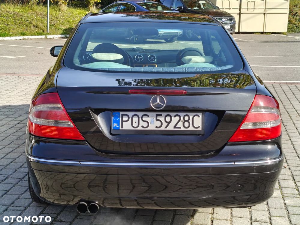 Mercedes-Benz CLK - 23