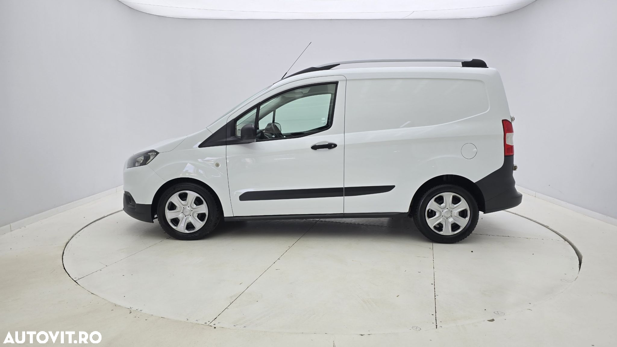 Ford Transit - 9