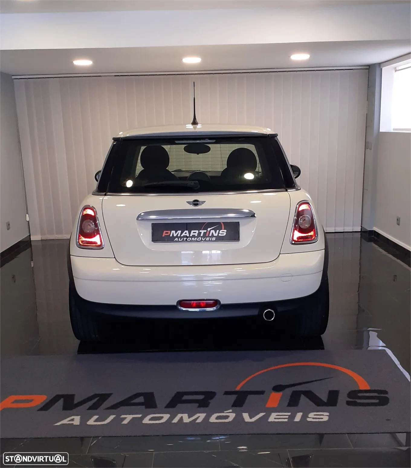 MINI 3 Portas One D - 6