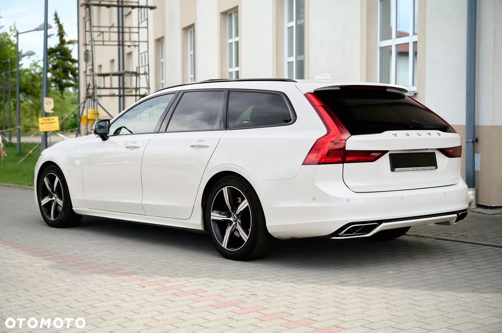 Volvo V90 T5 R-Design - 2