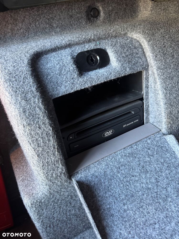 BMW Seria 3 318i - 13