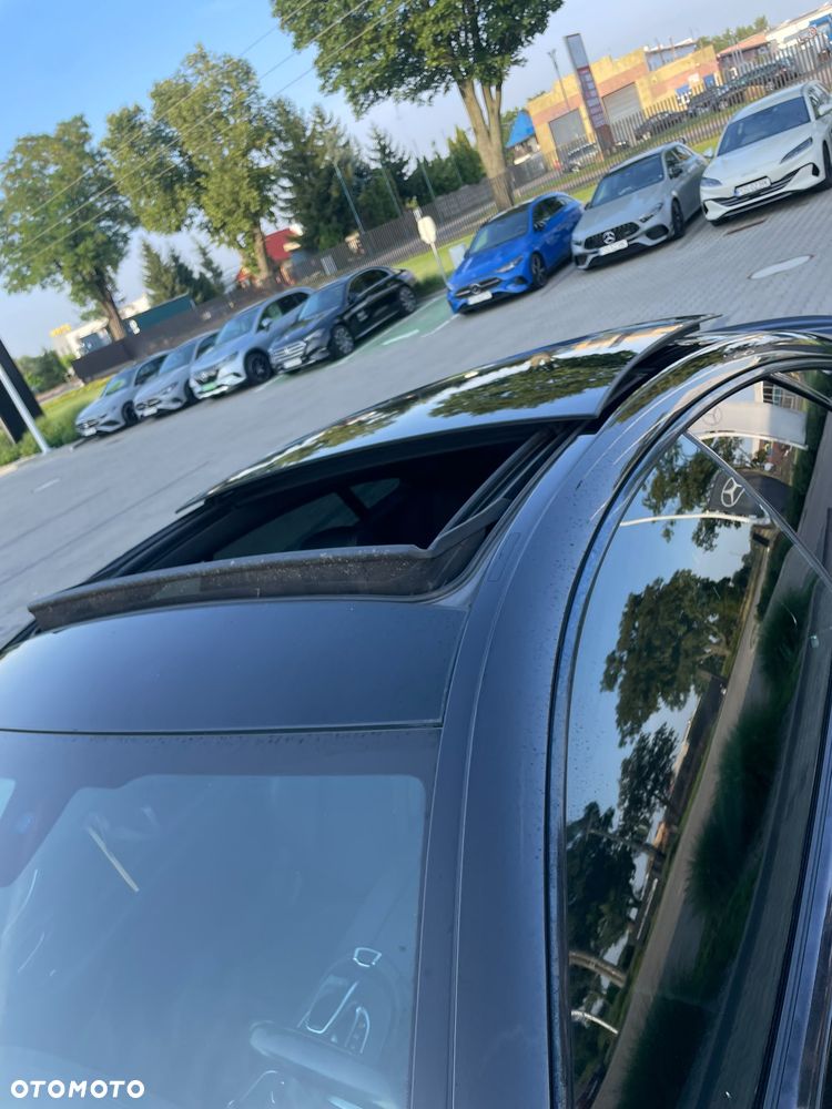 Mercedes-Benz Klasa E 220 d 4-Matic 9G-TRONIC - 10
