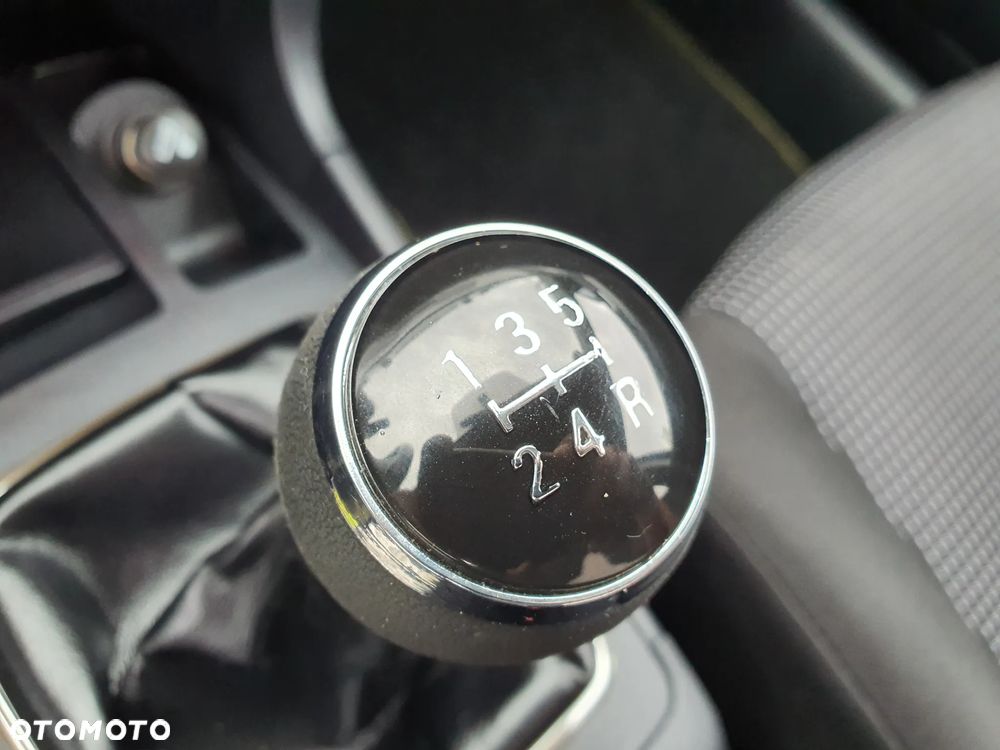 Mitsubishi Lancer 1.8 Invite - 34