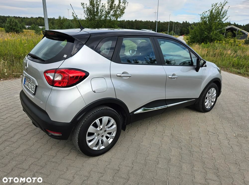 Renault Captur ENERGY TCe 120 EDC Luxe - 4