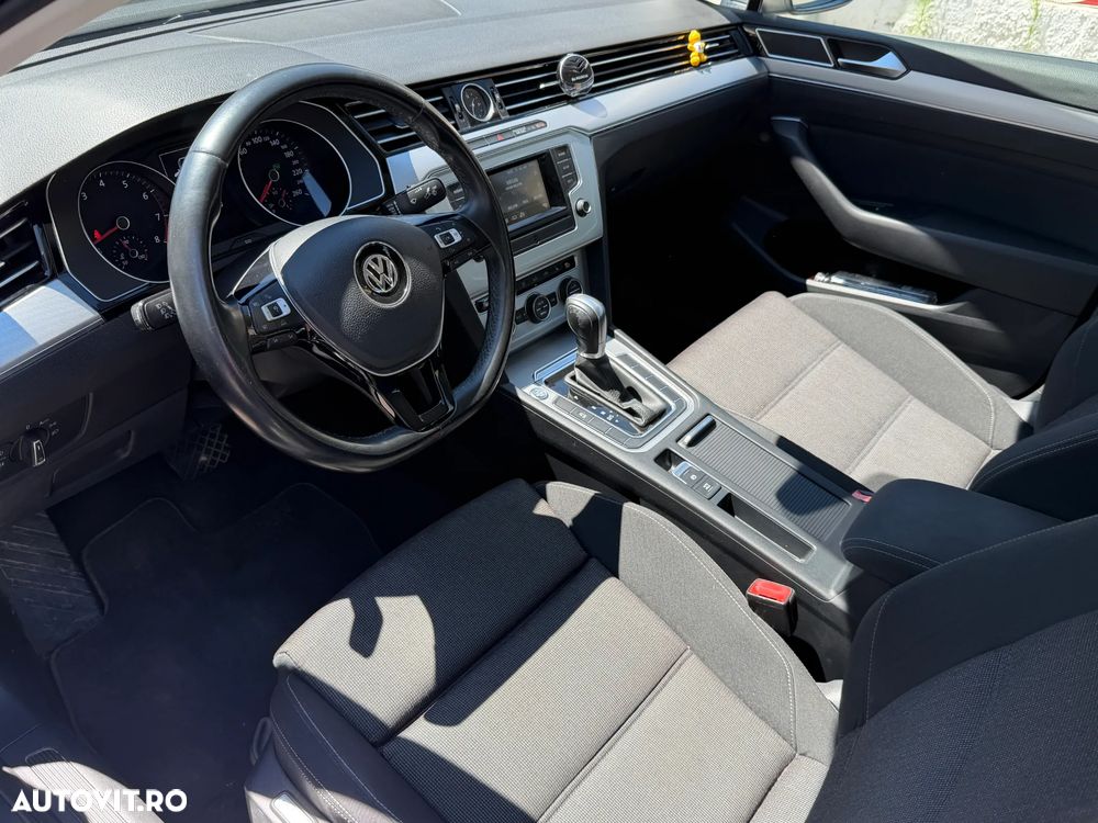 Volkswagen Passat - 6