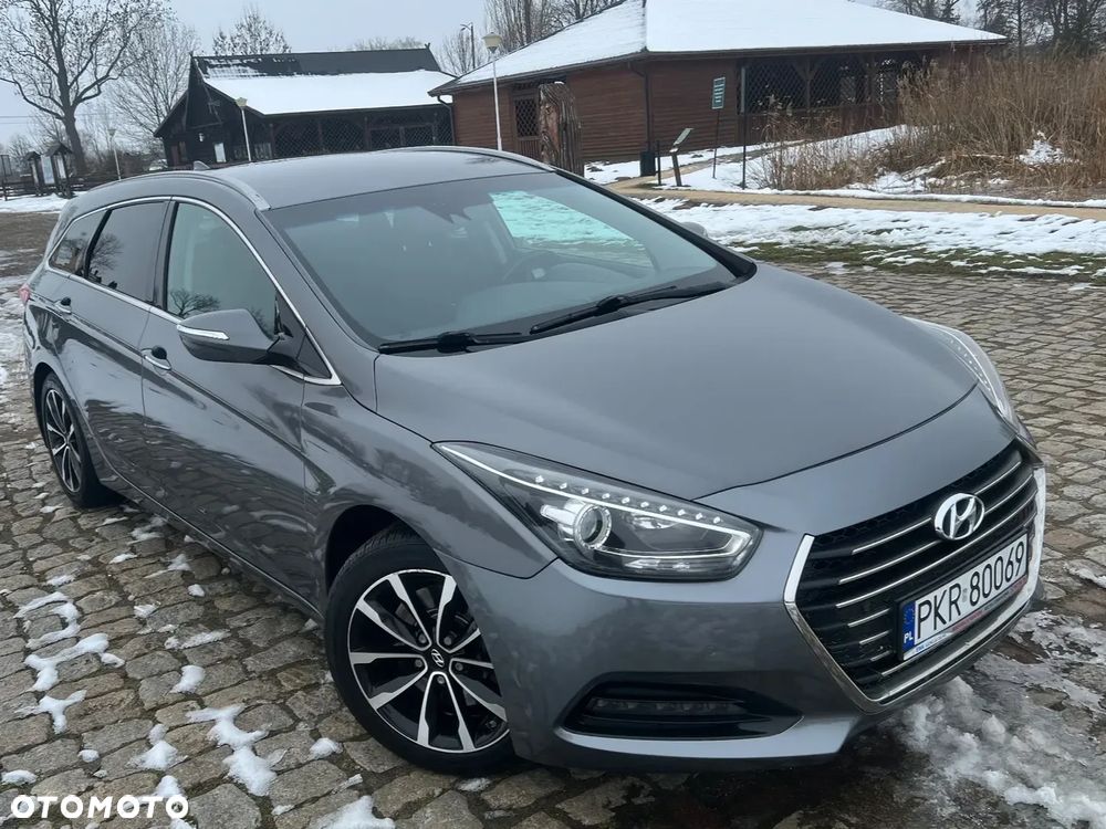 Hyundai i40 Kombi blue 1.7 CRDi DCT Premium - 24