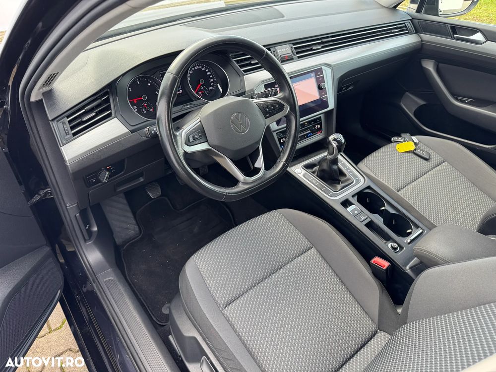 Volkswagen Passat Variant 2.0 TDI SCR Comfortline - 20