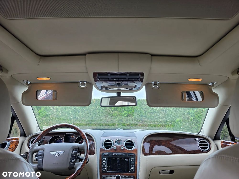 Bentley Flying Spur - 8