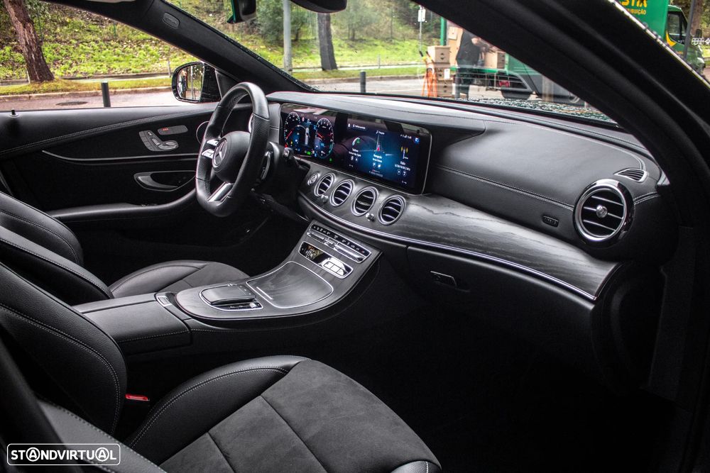 Mercedes-Benz E 300 e AMG Line - 30