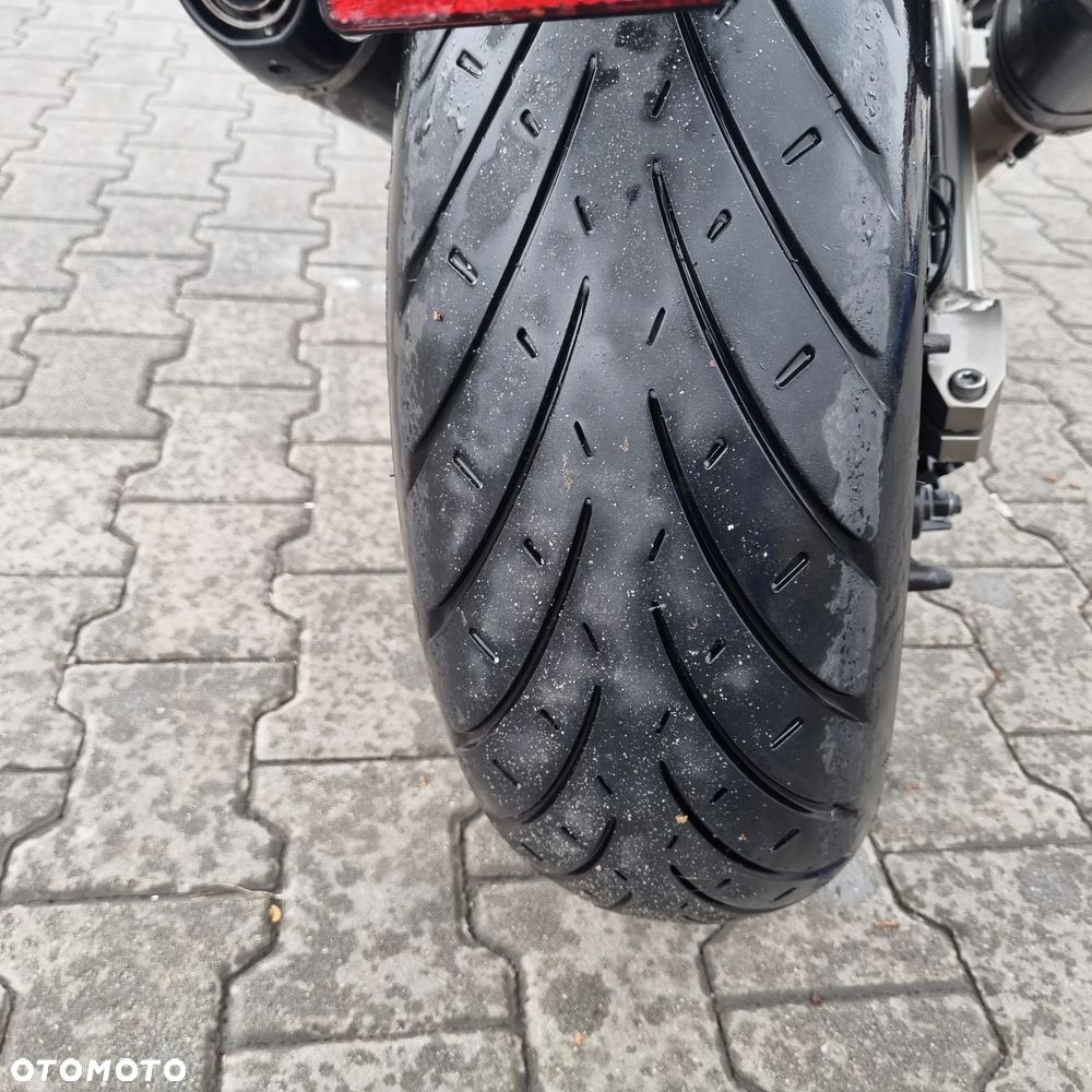 Kawasaki Ninja 1000 SX - 5