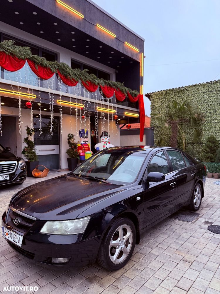 Hyundai Sonata 2.0 - 2