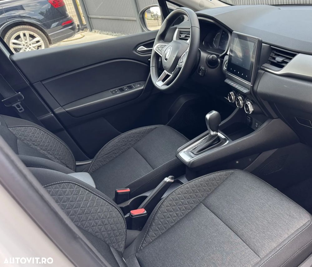 Renault Captur E-TECH Full 145 TECHNO - 9