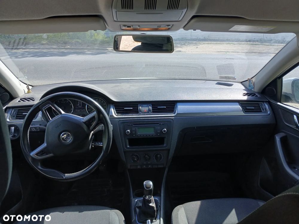 Skoda RAPID Spb 1.2 Ambition - 6