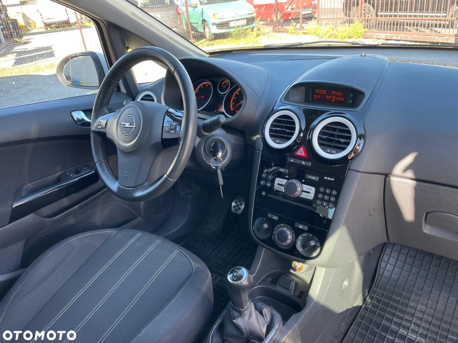 Opel Corsa - 3