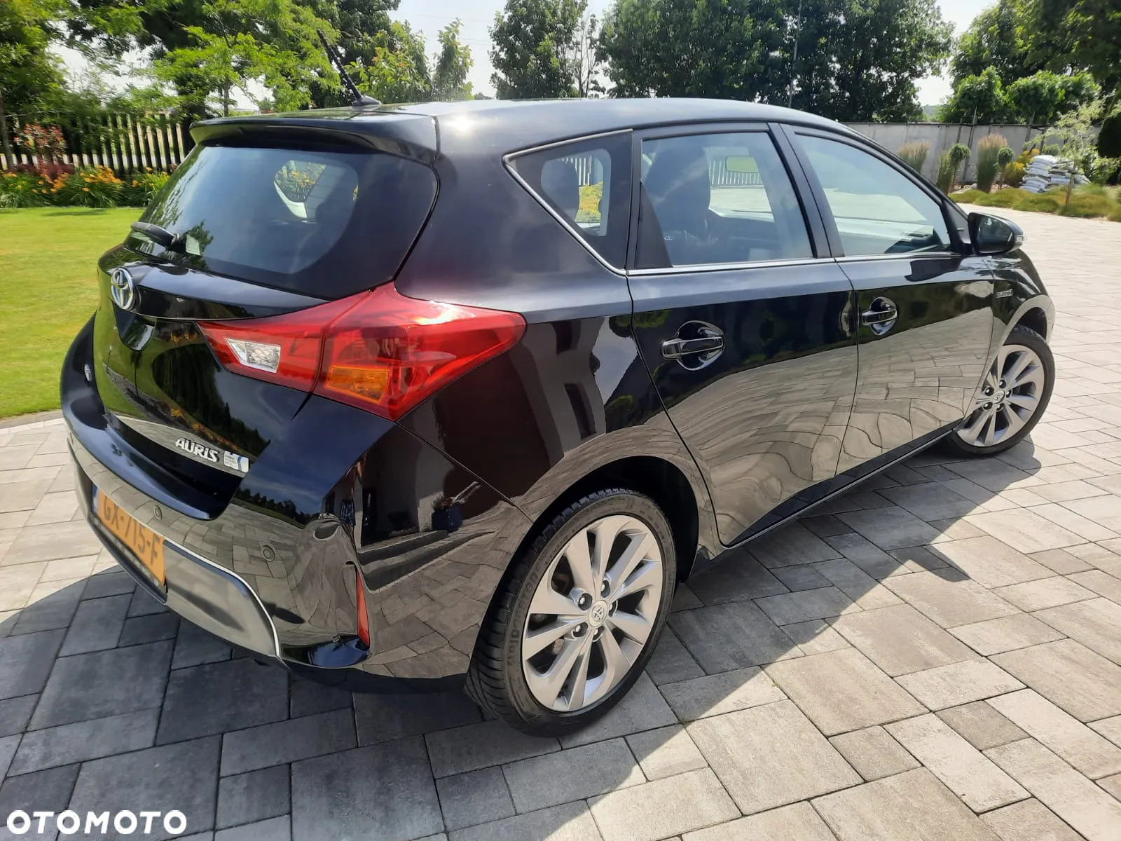 Toyota Auris 1.8 VVT-i Hybrid Automatik Edition - 11