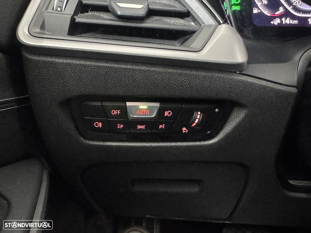 BMW 330 e Pack M Auto - 37