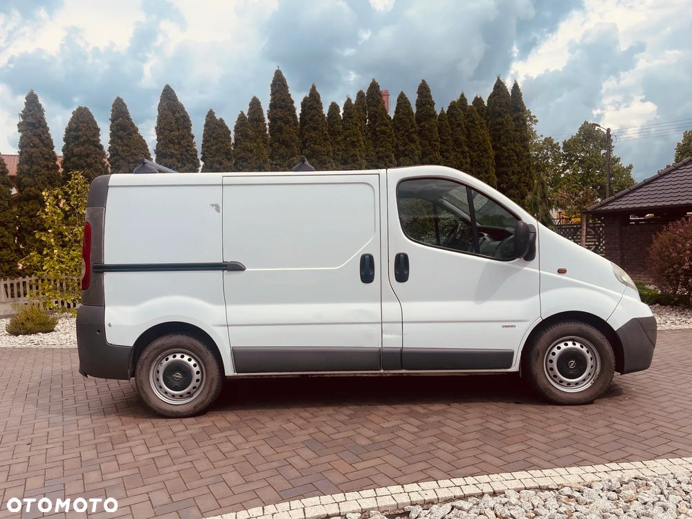 Opel Vivaro - 3