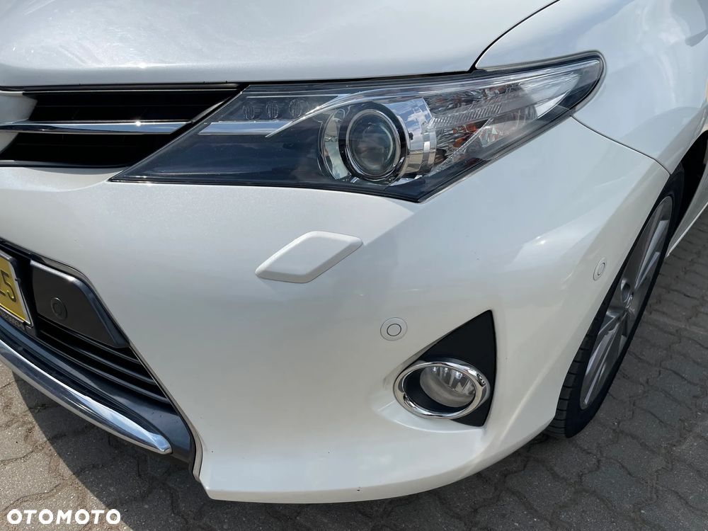Toyota Auris 1.8 VVT-i Automatik Executive - 37
