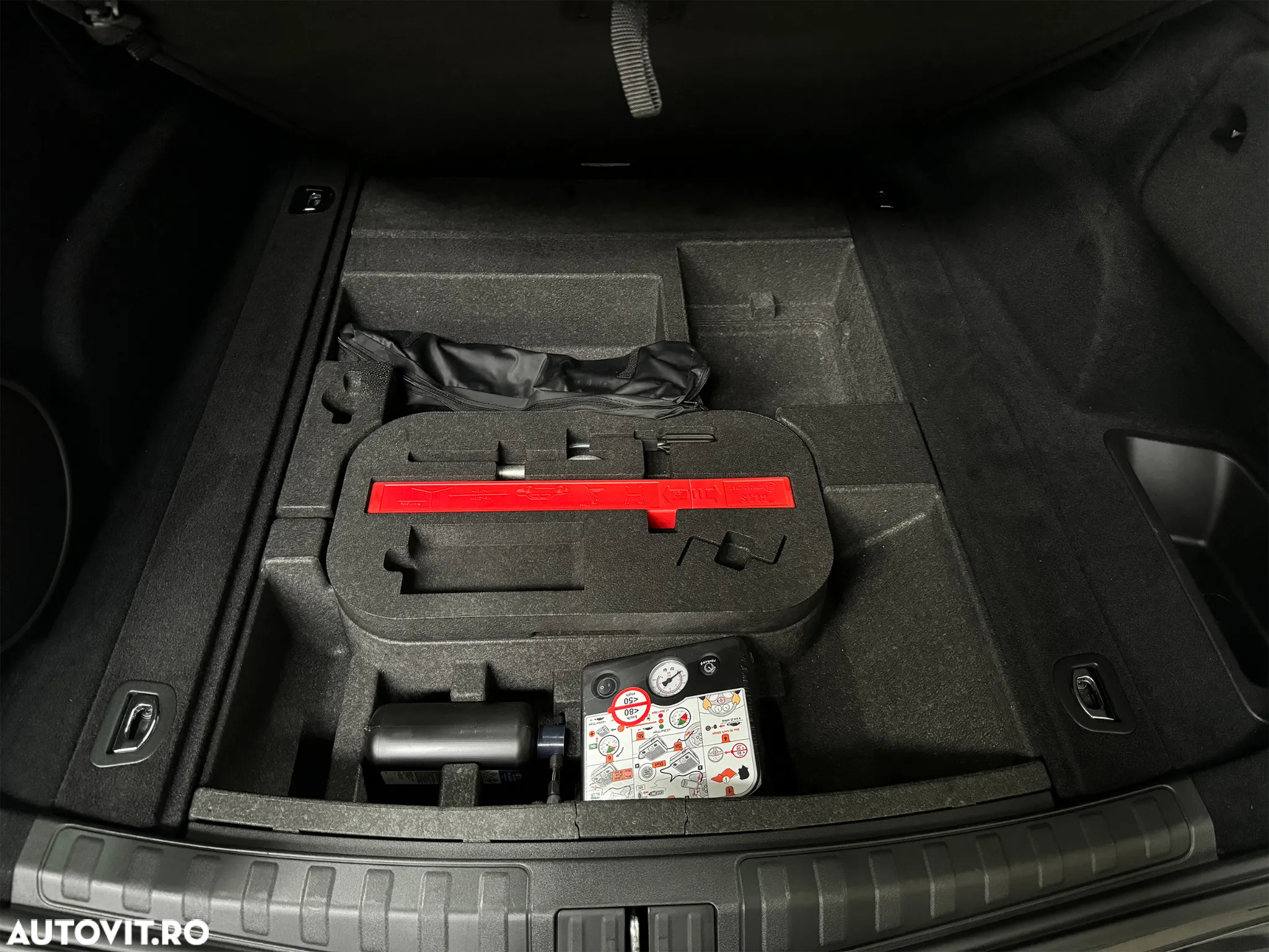 Alfa Romeo Stelvio 2.9 V6 Turbo AWD AT8 Quadrifoglio - 32