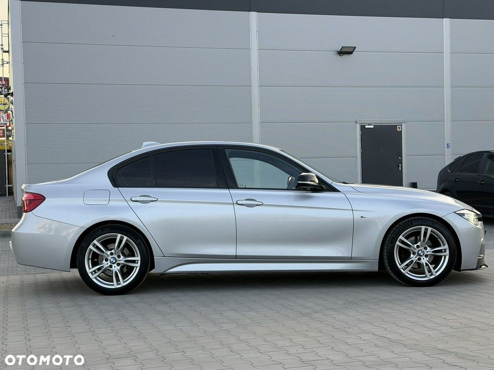 BMW Seria 3 318d M Sport - 14