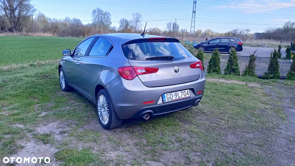 Alfa Romeo Giulietta 2.0 JTDM Exclusive TCT EU6 - 5