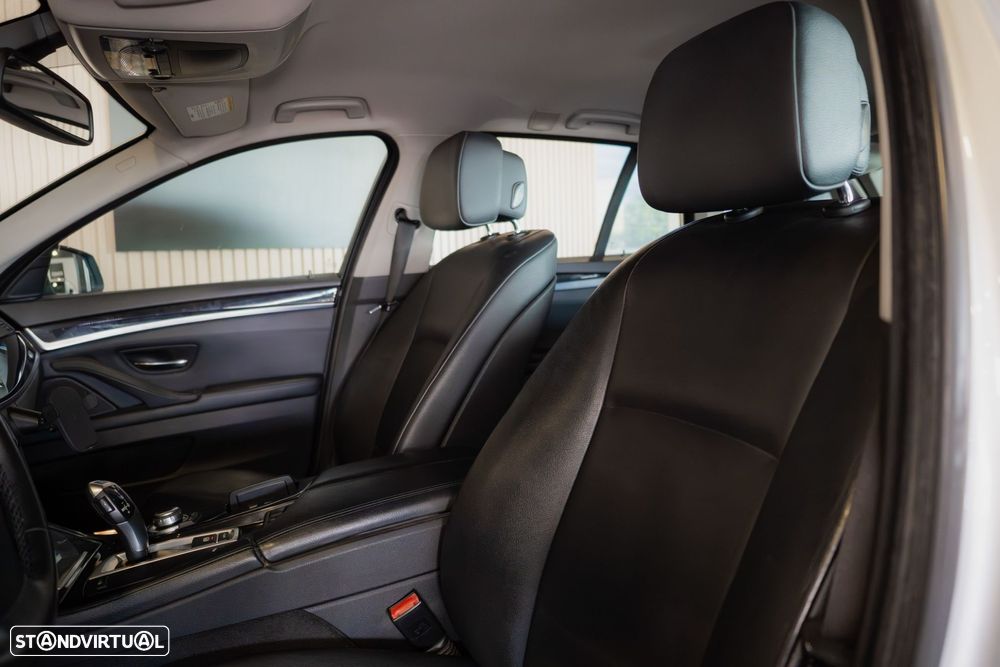 BMW 520 d Line Luxury Auto - 14