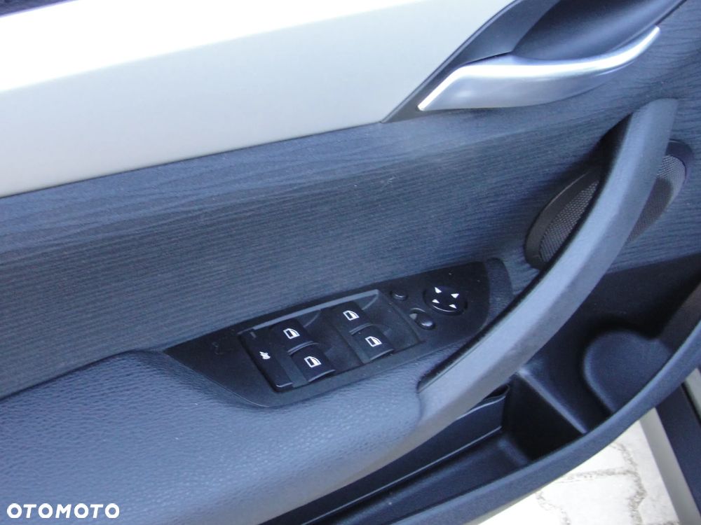 BMW X1 xDrive20d Sport Line - 21