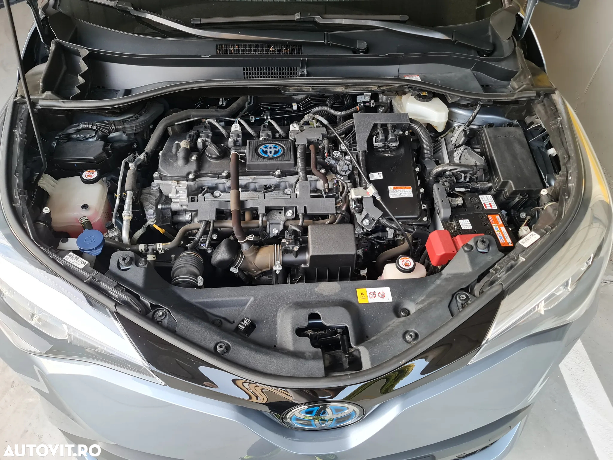 Toyota C-HR 1.8 HSD 4x2 CVT C-ult - 13