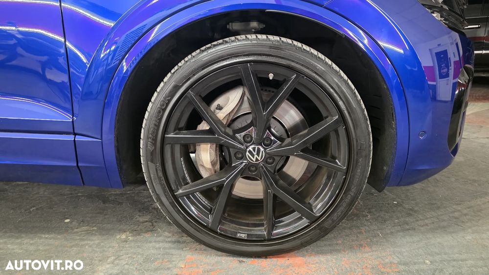 Volkswagen Touareg - 4